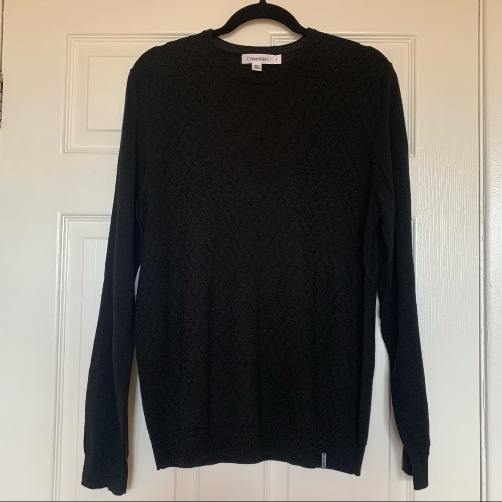 Calvin Klein Crew Neck Sweater size Medium